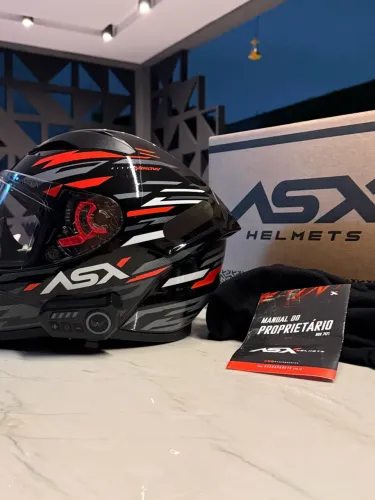 Capacete ASX impecável com intercomunicador