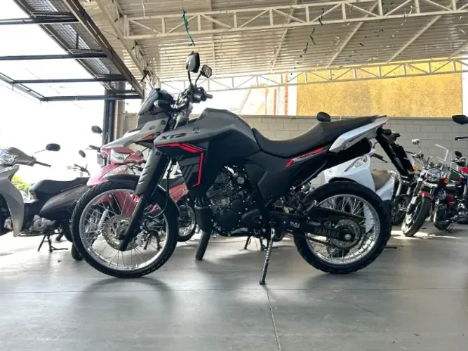 YAMAHA - XTZ 250 LANDER 2025