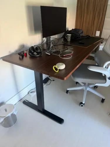 Mesa com Regulagem de Altura Elétrica Comfy ErgoLift Pro Plus Preta 2 Motores e 4 Memórias