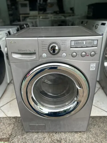 Lava e seca LG 12 KG inox