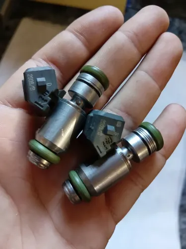 Bicos injetor motor Ap 1.8 e 1.6 gol saveiro Parati Voyage etc