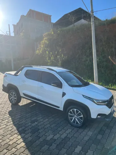 Fiat Strada Volcano 1.3 Flex 8V CD 2024