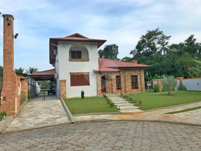 Condomínio com 4 quartos à venda em Morada da praia - SP