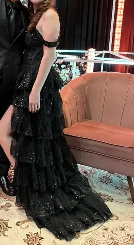 Vestido Sherri Hill Bordado