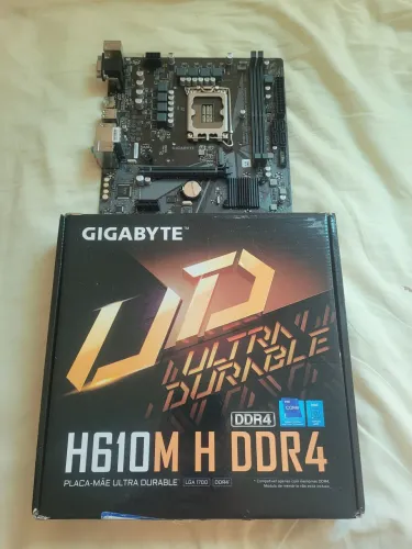 Placa mãe H610M H DDR4 Socket 1700 Intel