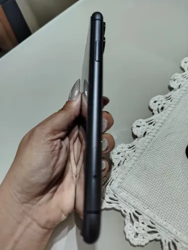Vendo celular semi novo