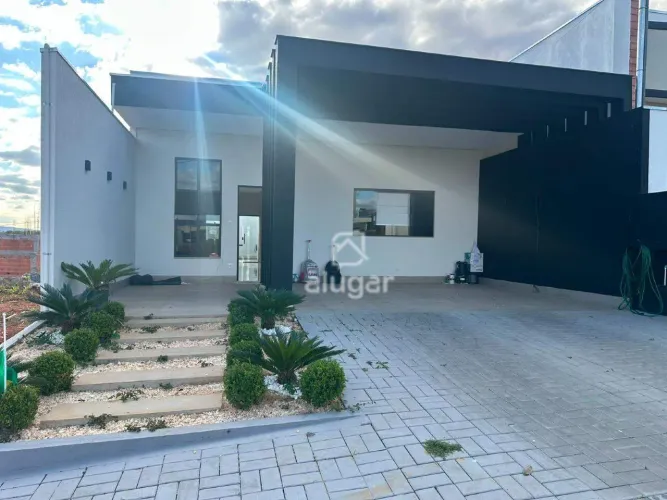 Casa Condomínio Fechado à venda, 3 quartos, 1 suíte, 2 vagas, Residencial Villa Segura - M