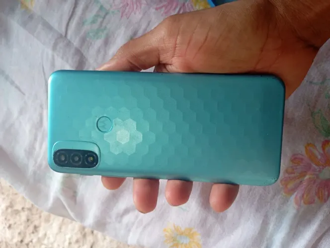 Celular moto e20