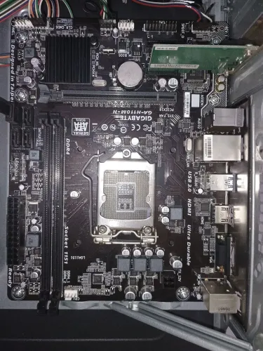 Placa Mãe Gigabyte H110m DDR4 Intel LGA 1151 (6ª e 7ª Ger)<br>