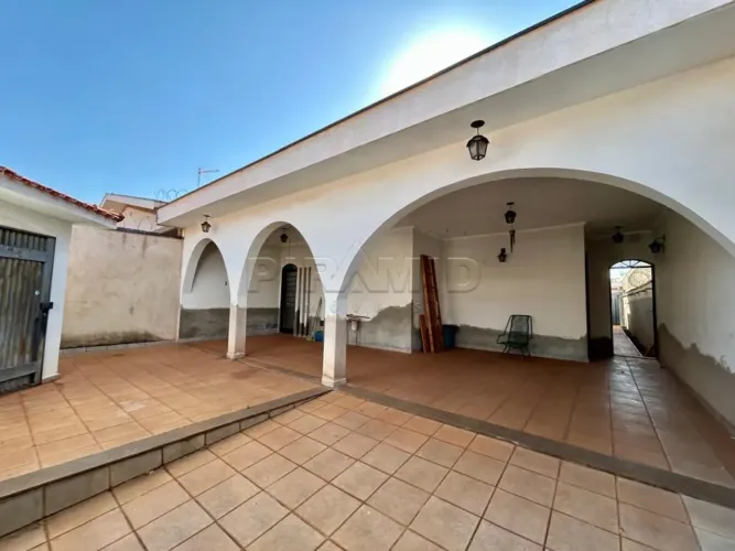 Casa padrão com 224,39m² no Bairro Parque dos Bandeirantes, Zona Leste de Ribeirão Preto/S