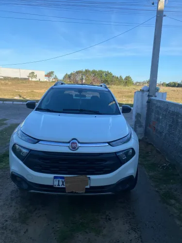 Fiat Toro Freedom 2.0 16V 4X2 TB Diesel Mec. 2017