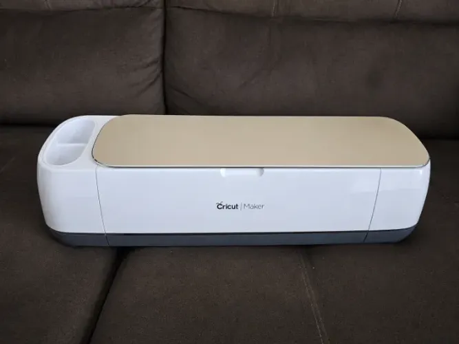 Máquina Plotter De Recorte Cricut Maker Champagne