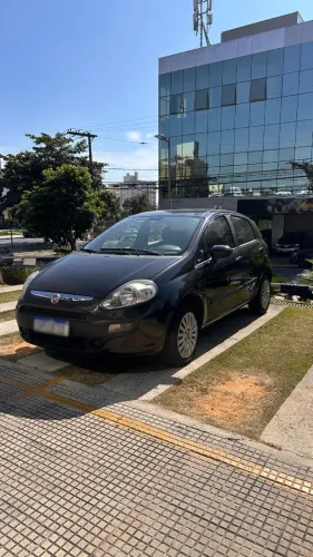 Fiat Punto Attractive 1.4 Fire Flex 8V 5P 2013