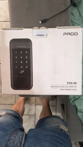 Fechadura eletrônica Pado