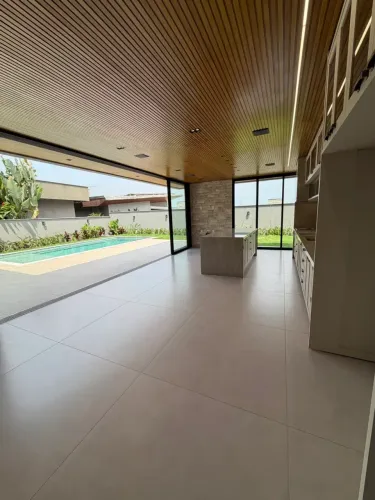 sobrado 5 Suites, Jardins Munique, sobrado novo, com armários.