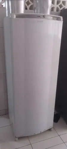 Freezer vertical Consul