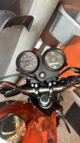 CG 125 em ótimo estado (partida elétrica)