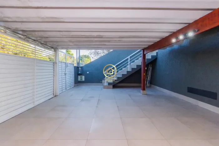 Sobrado reformado Jardim Marisa 3 quartos, 3 vagas