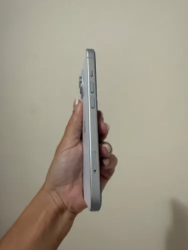 iPhone 15 128GB - Única Dona