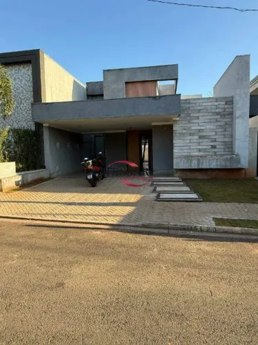 Casa em Condomínio para Aluguel | 3 Suítes (222m²) com Varanda Gourmet e 2 Vagas | Quinta