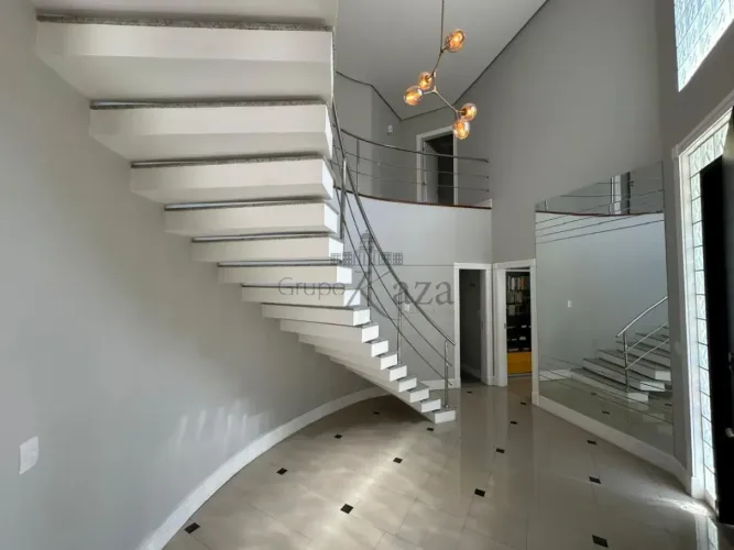 Oportunidade - Casa - Condomínio Villas De Sant`Anna - 4 dormitórios - 308m².