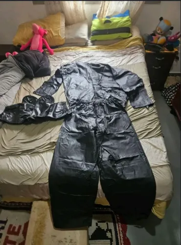 Kit Motociclista / Chuva (Tamanho G) - Capa DaKaR, Capacete, Luvas e Polainas