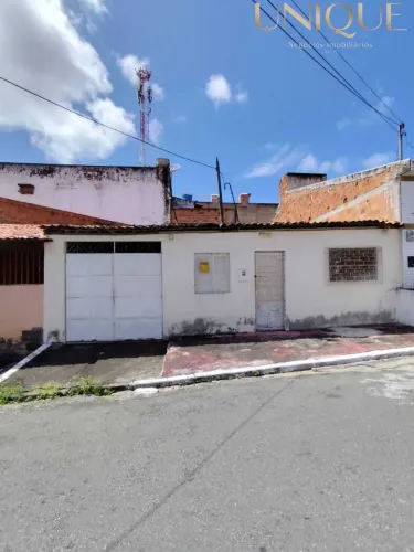 Duas casas no mesmo terreno, no bairro Cirurgia - 220864