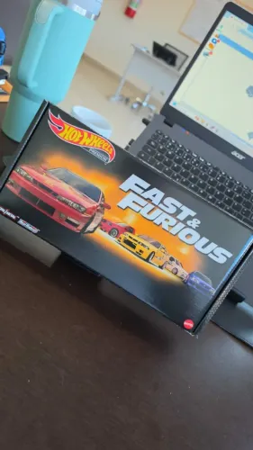 Miniatura Hotwheels Velozes e Furiosos