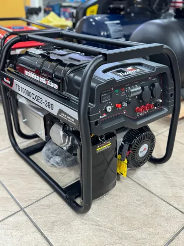 Gerador a Gasolina 11.25 kVA Trifásico C/ Partida Elétrica - Toyama