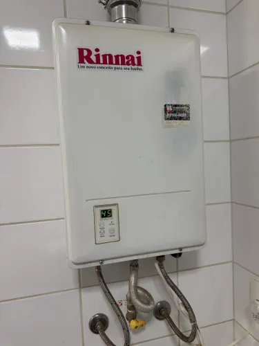 Aquecedor de água a gás Rinnai 20 Litros