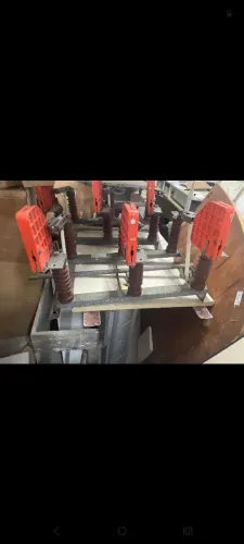 Chave seccionadora tripolar de média 25KV 400a