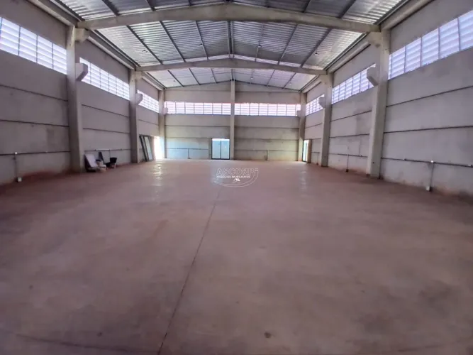 Barracão para alugar no Condomínio Uninorte II, Água Seca, Piracicaba.