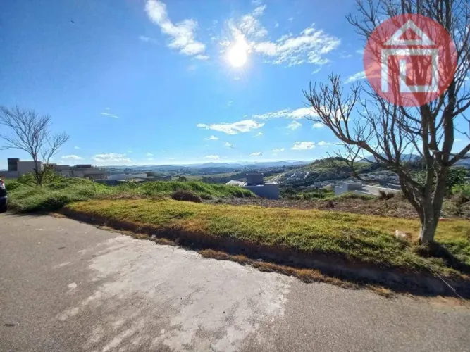 Terreno com vista privilegiada à venda, 140 m² por R$ 150.000 - Residencial Villa Verde -
