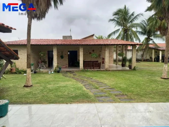 Casa com 3 quartos no Centro - Aquiraz/CE