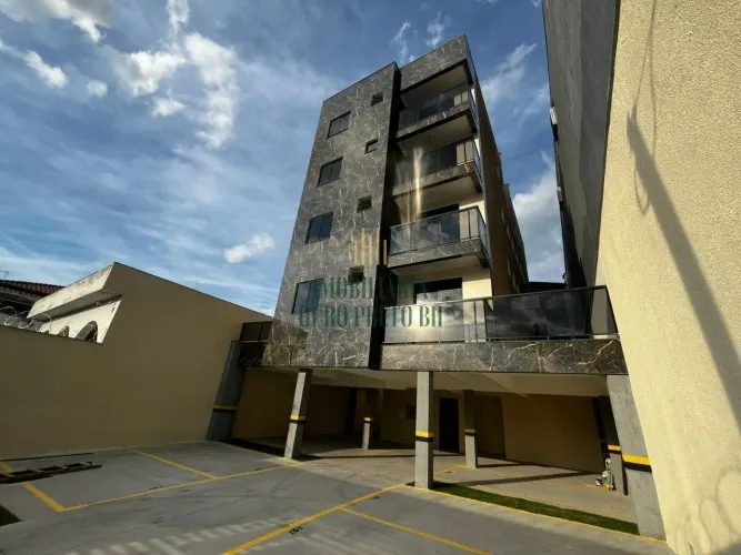 Área Privativa à Venda no Bairro Céu Azul;