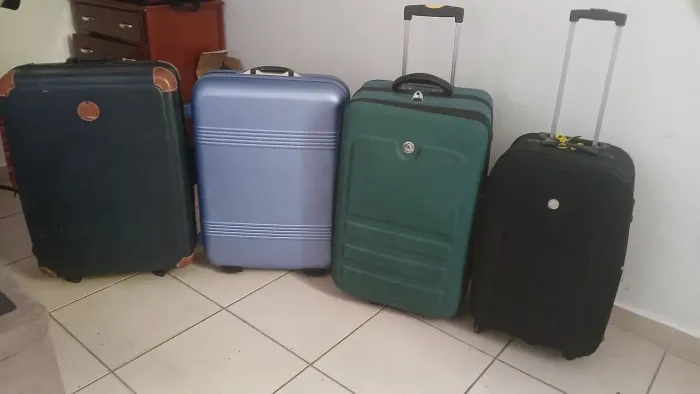 Malas 23 kg excelentes Sansonite/Primicia