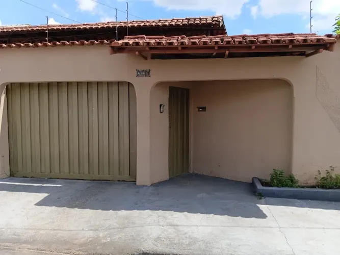 Casa fama 4 quartos suíte garage 4 carros 2.200,