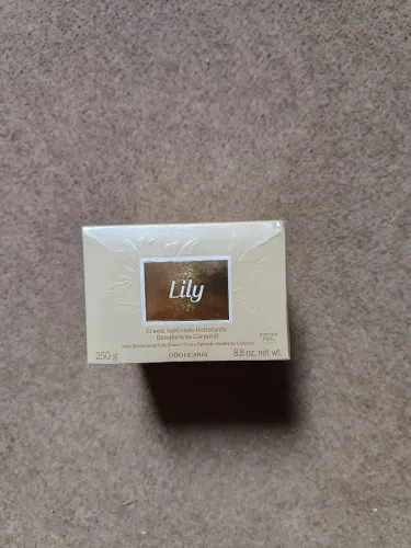 Hidratante corporal Lily Acetinado - 250g