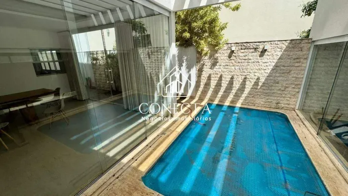 Casa em Condomínio para Locação | 3 suítes, 2 vagas em Nova Uberlândia