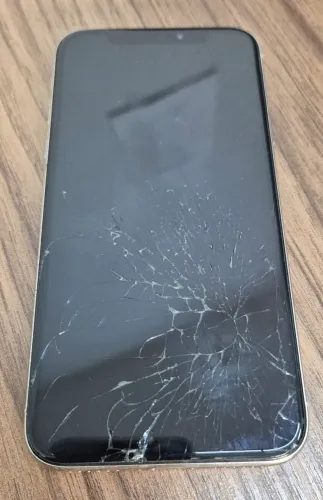 iPhone X 256GB - Bateria Nova! Tela Trincada - Funciona Tudo