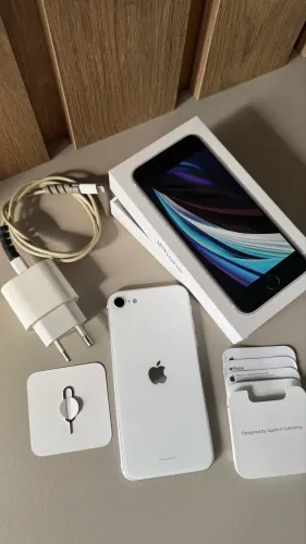 iPhone SE (2020) 128GB Branco