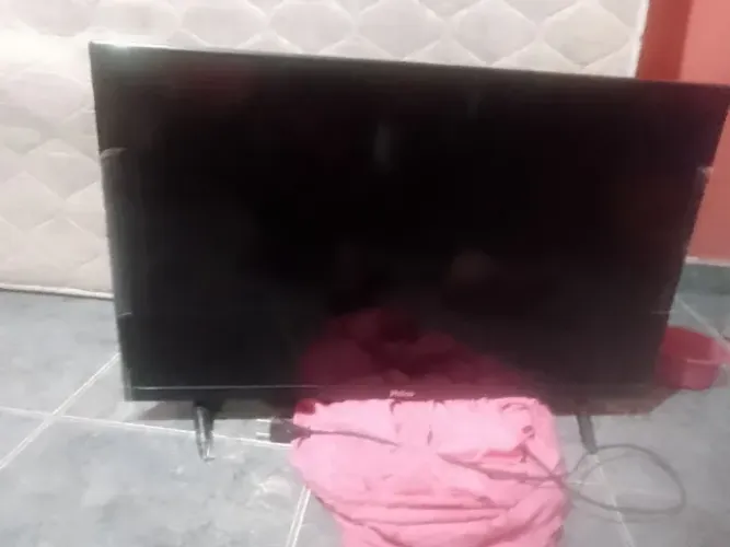 Tv smart 32 polegadas semi nova