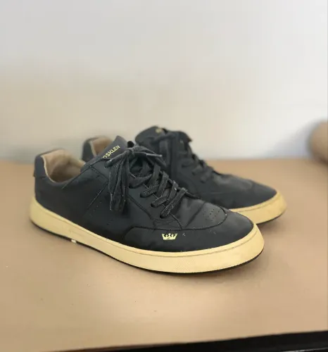 Osklen preto couro