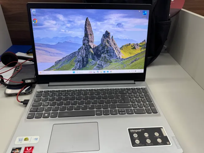 Notebook Lenovo IdeaPad S145 Ryzen 5, SSD