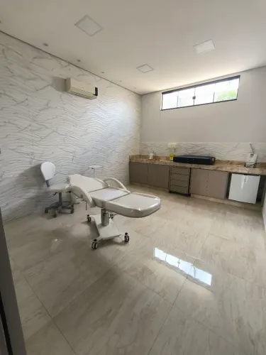 Aluga-se sala comercial em Itaberai R$ 900,00