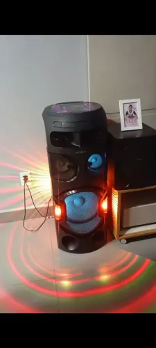 Caixa torre Sony MHC V71D