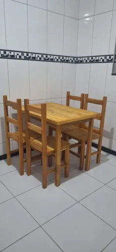 Mesa de madeira 