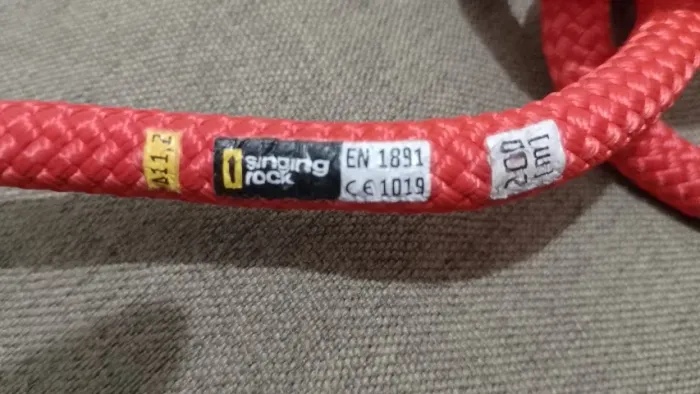 Corda semi estática vermelha 11,7mm 2 pedaços ( 35M + 22M)