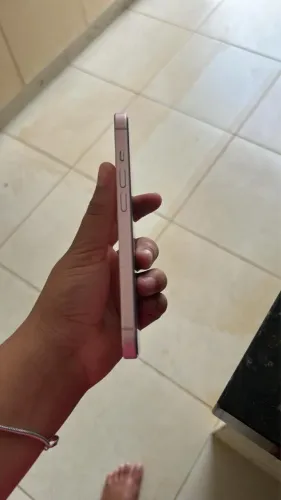 iPhone 15 rosa