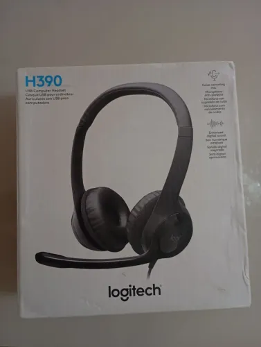 Fone H390 logitech , para computador com entrada USB